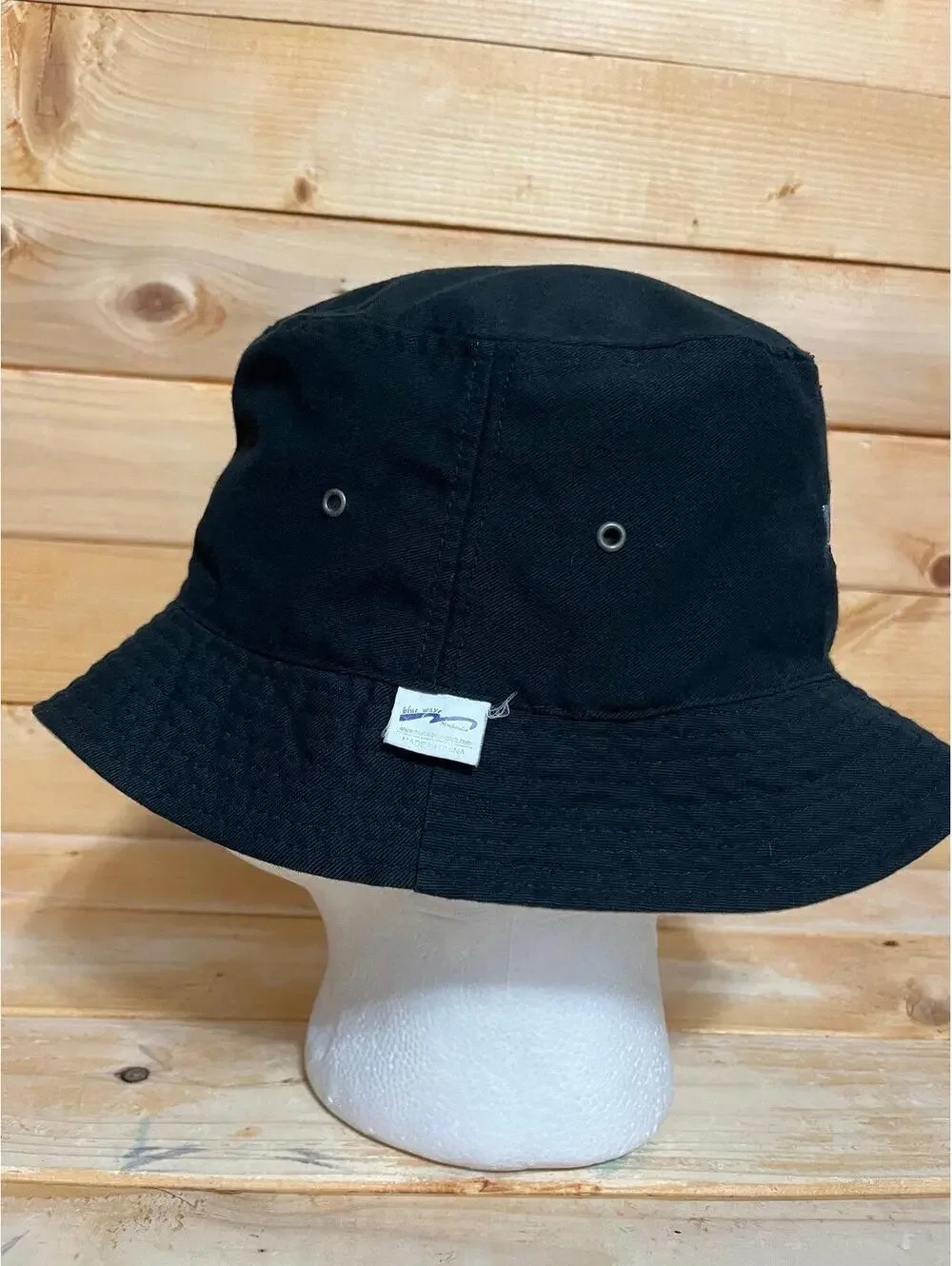 Vintage reversible embroidered Arizona Diamondbacks Bucket Hat